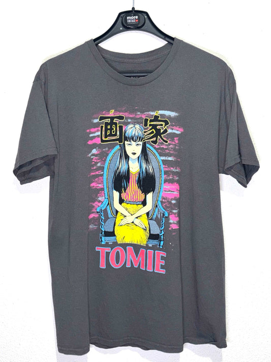 Camiseta Tomie Japan Grey